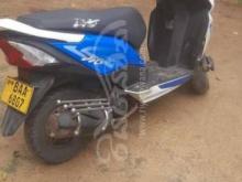 https://riyasewana.com/uploads/honda-dio-291051101310170.jpg