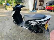 https://riyasewana.com/uploads/honda-dio-2911110722283.jpg