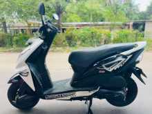 https://riyasewana.com/uploads/honda-dio-291219414362.jpg