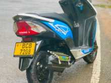 https://riyasewana.com/uploads/honda-dio-2913425713092.jpg