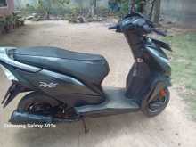 https://riyasewana.com/uploads/honda-dio-291415354892.jpg