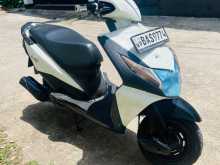 Honda DIO 2013 Motorbike