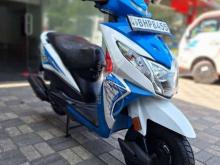 https://riyasewana.com/uploads/honda-dio-29152347463277.jpg