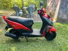 https://riyasewana.com/uploads/honda-dio-2917084822533.jpg
