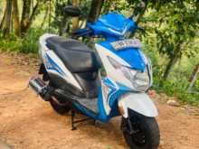 https://riyasewana.com/uploads/honda-dio-2918281813092.jpg