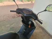https://riyasewana.com/uploads/honda-dio-291945474113.jpg