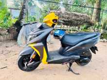 https://riyasewana.com/uploads/honda-dio-292056074832.jpg