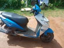 Honda Dio 2013 Motorbike