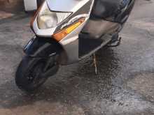 Honda DIO 2009 Motorbike