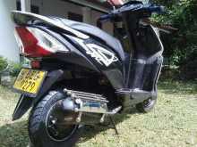 https://riyasewana.com/uploads/honda-dio-301139574703.jpg