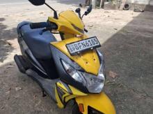 https://riyasewana.com/uploads/honda-dio-30114020479387.jpg