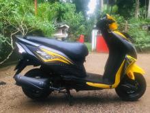 https://riyasewana.com/uploads/honda-dio-3012161724714.jpg