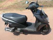 https://riyasewana.com/uploads/honda-dio-301427244412.jpg