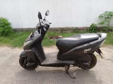 https://riyasewana.com/uploads/honda-dio-301633456754.jpg