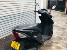 https://riyasewana.com/uploads/honda-dio-3019401013673.jpg