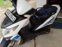 https://riyasewana.com/uploads/honda-dio-3019482622273.jpg