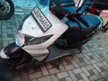https://riyasewana.com/uploads/honda-dio-30202934431389.jpg