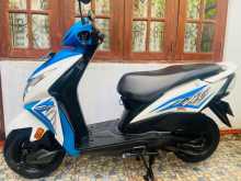 https://riyasewana.com/uploads/honda-dio-310115613012.jpg