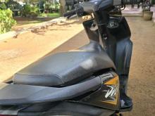 https://riyasewana.com/uploads/honda-dio-311030416426.jpg