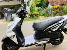 https://riyasewana.com/uploads/honda-dio-311445414863.jpg