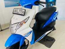 Honda DIO 2015 Motorbike