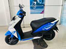 https://riyasewana.com/uploads/honda-dio-31428371763.jpg