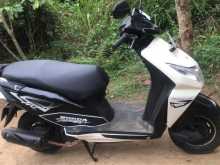 https://riyasewana.com/uploads/honda-dio-317193822503.jpg