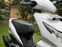 https://riyasewana.com/uploads/honda-dio-319104713014.jpg