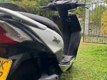 https://riyasewana.com/uploads/honda-dio-319104713763.jpg