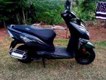 https://riyasewana.com/uploads/honda-dio-320440513112.jpg