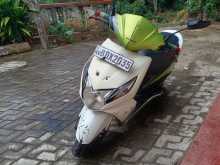https://riyasewana.com/uploads/honda-dio-3810304533.jpg