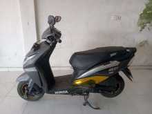 https://riyasewana.com/uploads/honda-dio-3920104733.jpg