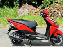 https://riyasewana.com/uploads/honda-dio-410110822863.jpg