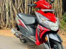 https://riyasewana.com/uploads/honda-dio-411290422722.jpg