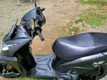 https://riyasewana.com/uploads/honda-dio-41346044072.jpg