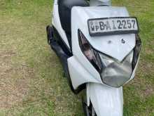 https://riyasewana.com/uploads/honda-dio-414055213072.jpg