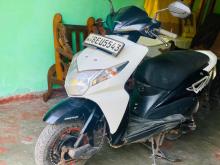 https://riyasewana.com/uploads/honda-dio-414215419963.jpg