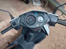 https://riyasewana.com/uploads/honda-dio-41429044563.jpg