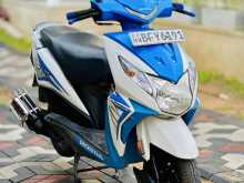 https://riyasewana.com/uploads/honda-dio-418215822352.jpg