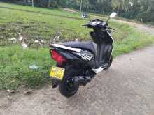https://riyasewana.com/uploads/honda-dio-420475813202.jpg
