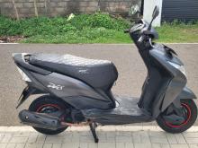 https://riyasewana.com/uploads/honda-dio-42125236915.jpg