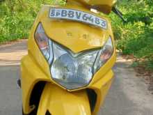 https://riyasewana.com/uploads/honda-dio-4618244493.jpg