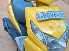 https://riyasewana.com/uploads/honda-dio-4621436085.jpg