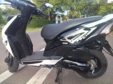 https://riyasewana.com/uploads/honda-dio-4815306901.jpg