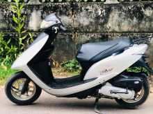 https://riyasewana.com/uploads/honda-dio-48cc-201330304312.jpg