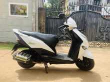 https://riyasewana.com/uploads/honda-dio-512101922543.jpg