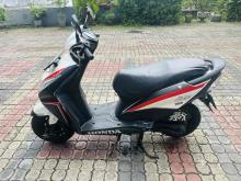 https://riyasewana.com/uploads/honda-dio-515235524971.jpg