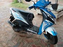 https://riyasewana.com/uploads/honda-dio-51615021394245.jpg