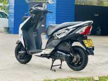 https://riyasewana.com/uploads/honda-dio-519514922213.jpg
