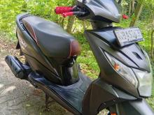https://riyasewana.com/uploads/honda-dio-5548086125.jpg
